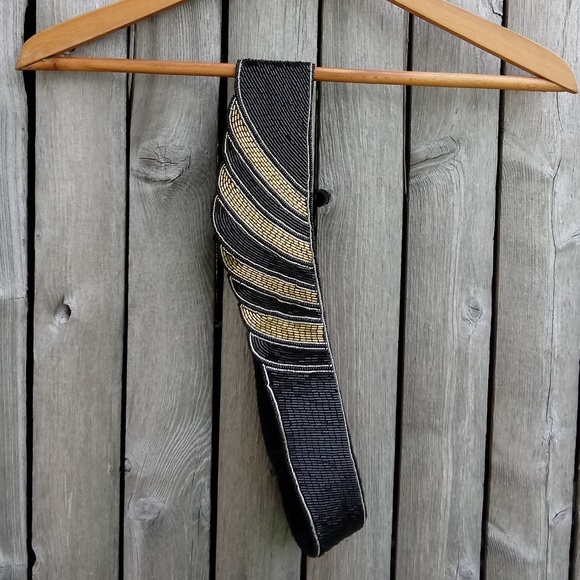 Vintage 80s hand beaded black gold scalloped disco belt velcro closure S / M - Picture 3 of 17